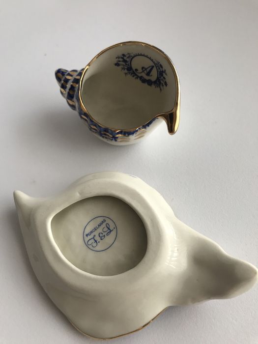 Peça decorativa em porcelana