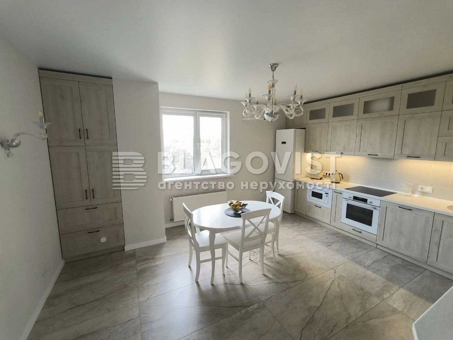 Продаж 4-х кімн Воробйова Генерала,Курська ,Солом'янка