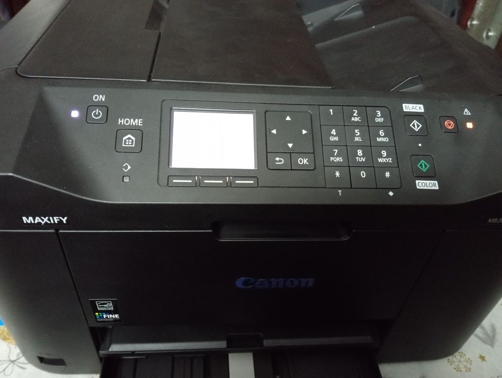 Принтер Canon цветной полностью рабочий