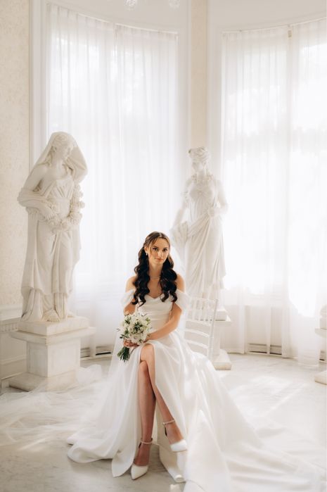 Suknia ślubna Madonna Hall/Sheen