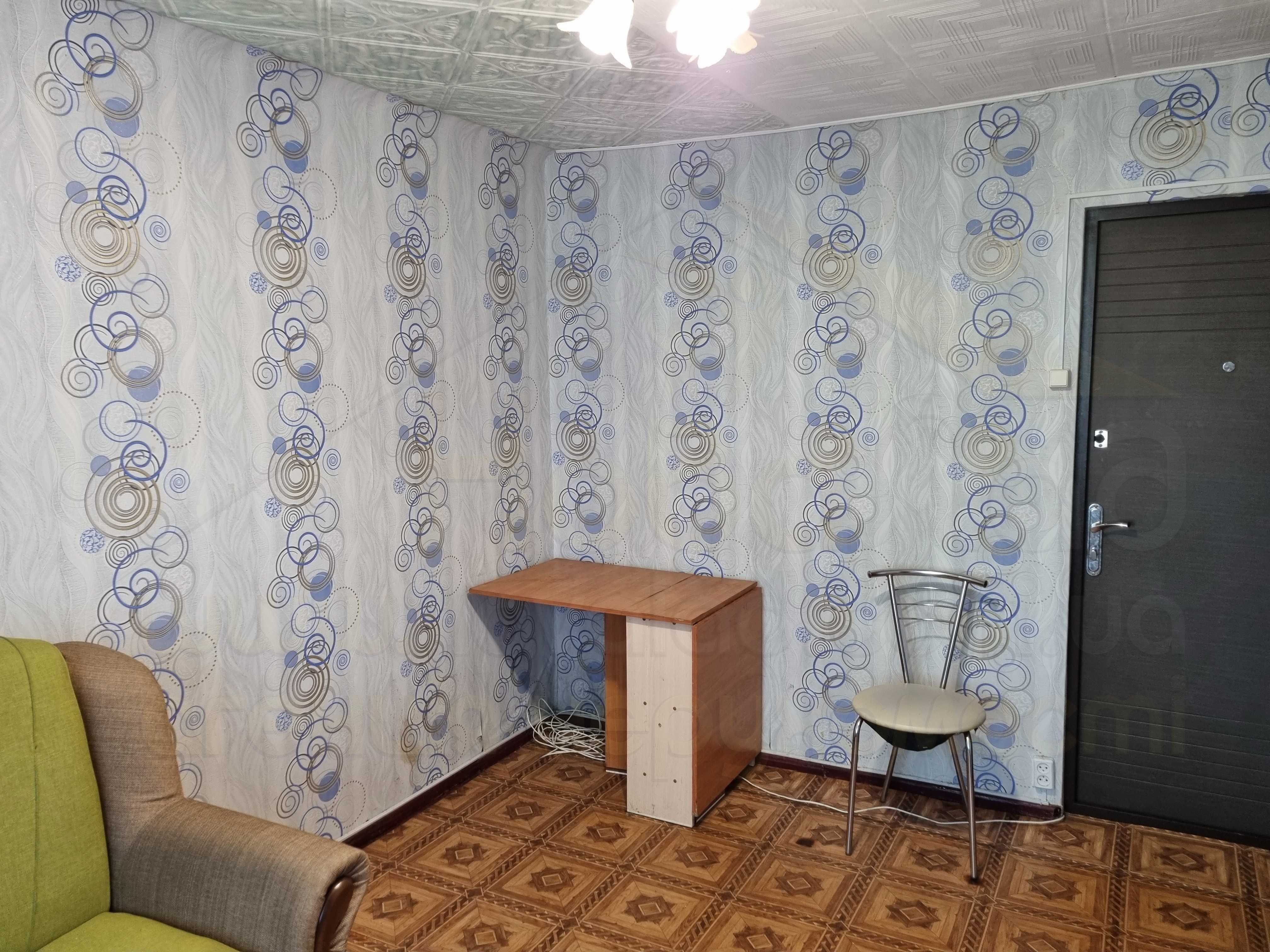 Кімната 13 м2 на 4 поверсі в гуртожитку в районі Круга-KI