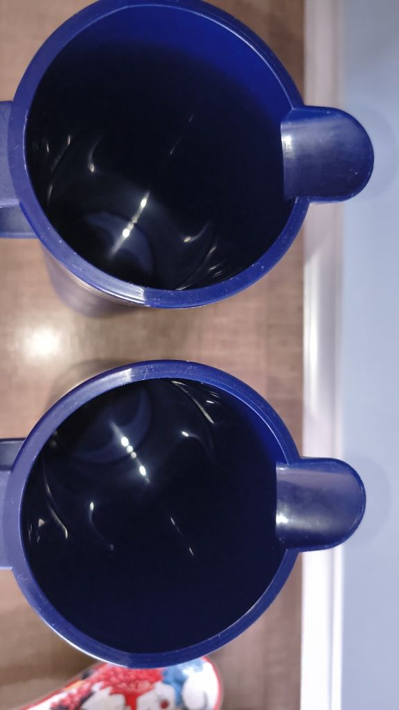Termos, dzbanek. Tupperware 2 szt po 1 L.