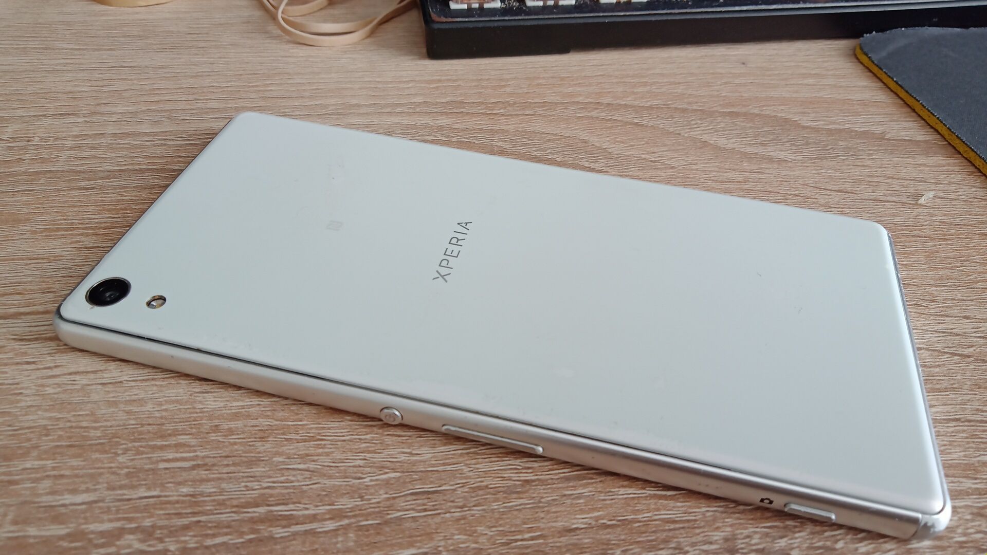 Смартфон Sony Xperia XA Ultra F3212 3/16