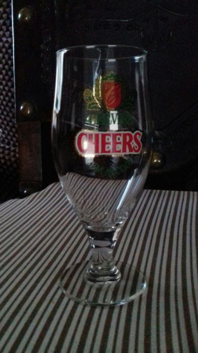 Copos de cerveja Cheers