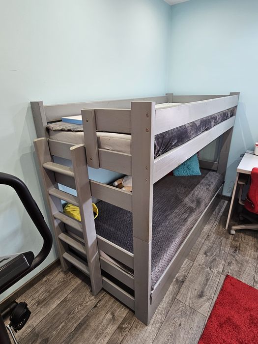 Łóżko piętrowe z tapczanem lita sosna 90x200