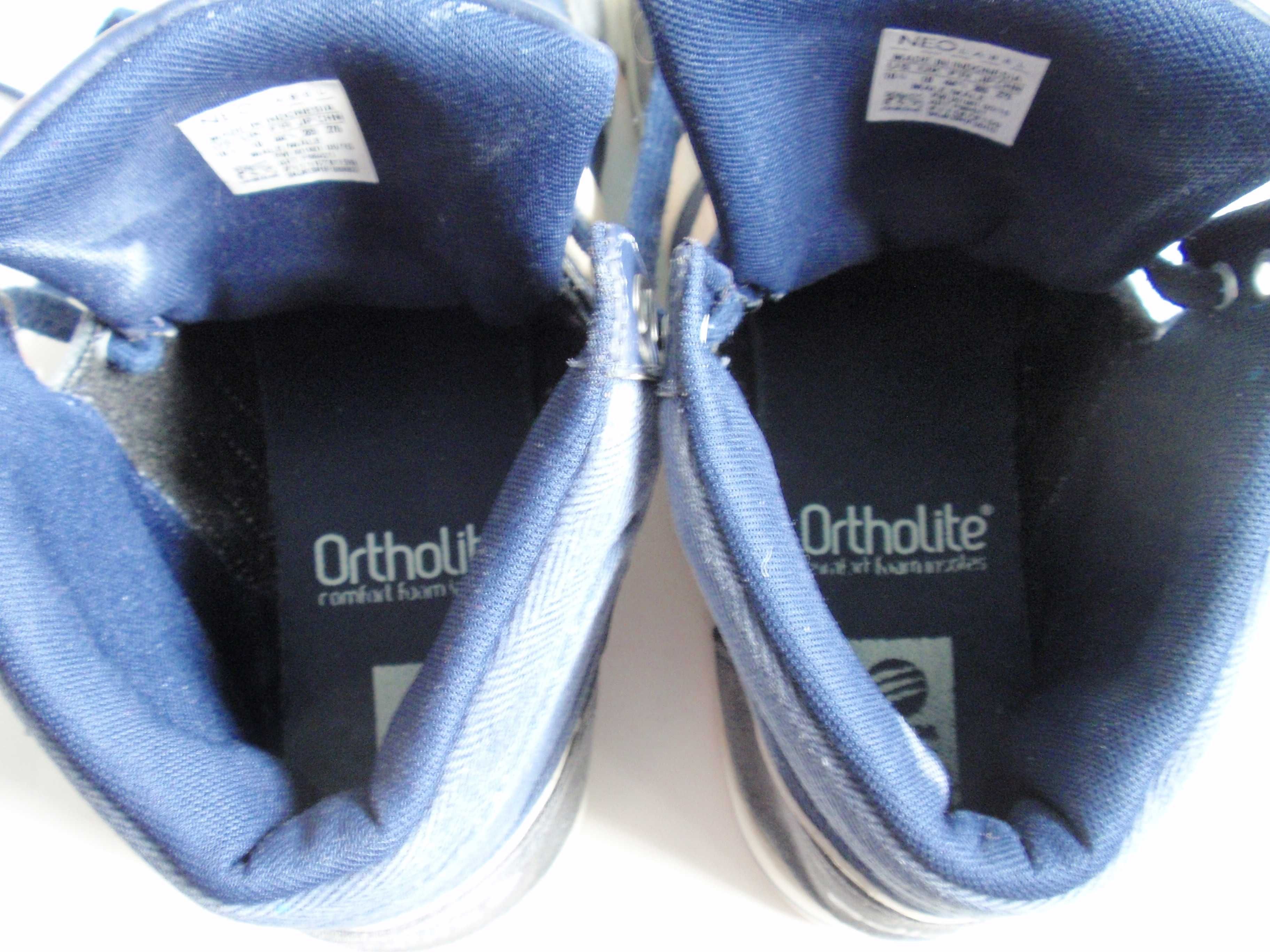Buty Adidas NEO Cacity Mid roz. FR. 44 i 2/3