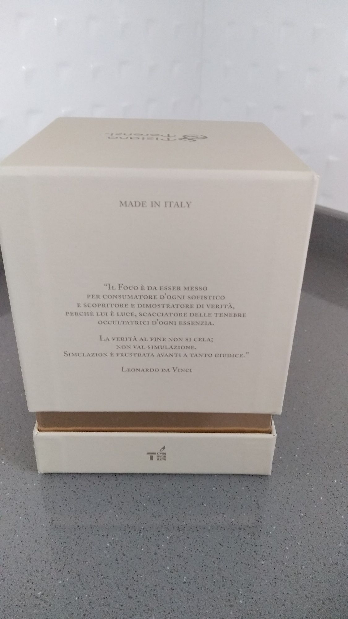 Коробка з під Tiziana Terenzi 100 ml