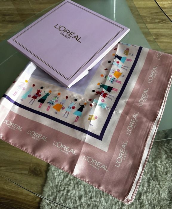 Шелковый платок L’Oreal