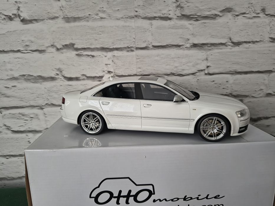 Audi S8 D3 Otto 1:18