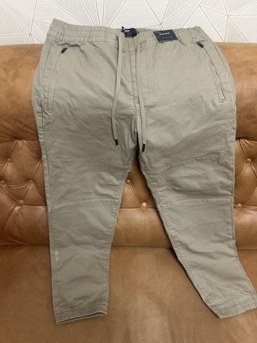 Брюки - Джогеры Pull&Bear