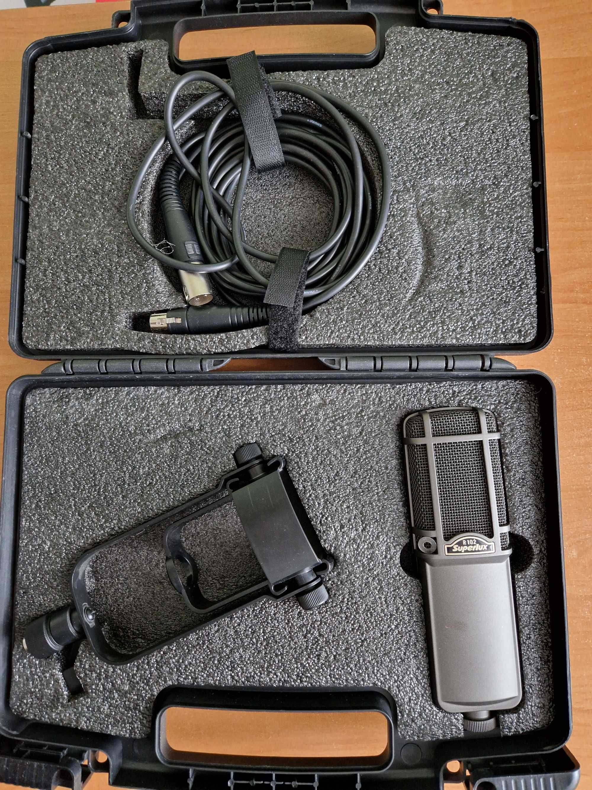 Superlux R102 mikrofon wstęgowy
