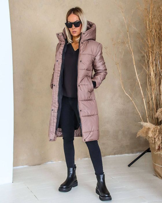 Тёплое зимнее пальто пуховик