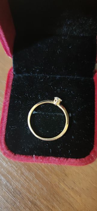 Колечко золота каблучка з діамантом