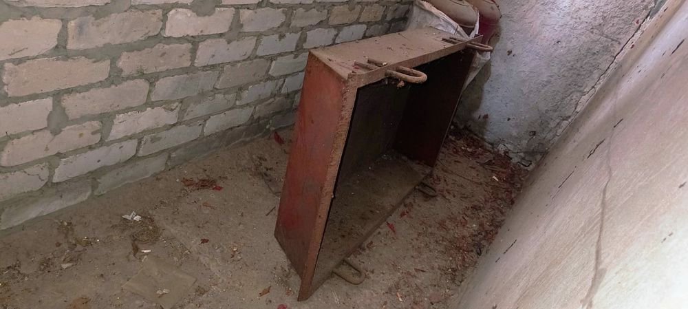 Ящик  строительный (лапоть) (сапог) для цемента