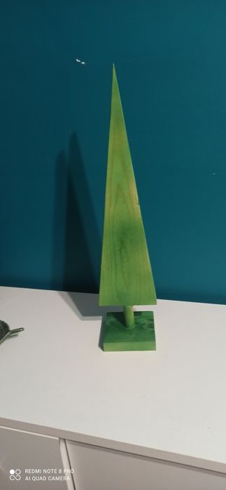 Drewniana choinka swiateczna