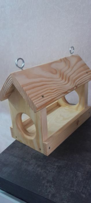 Годівнички для птахів