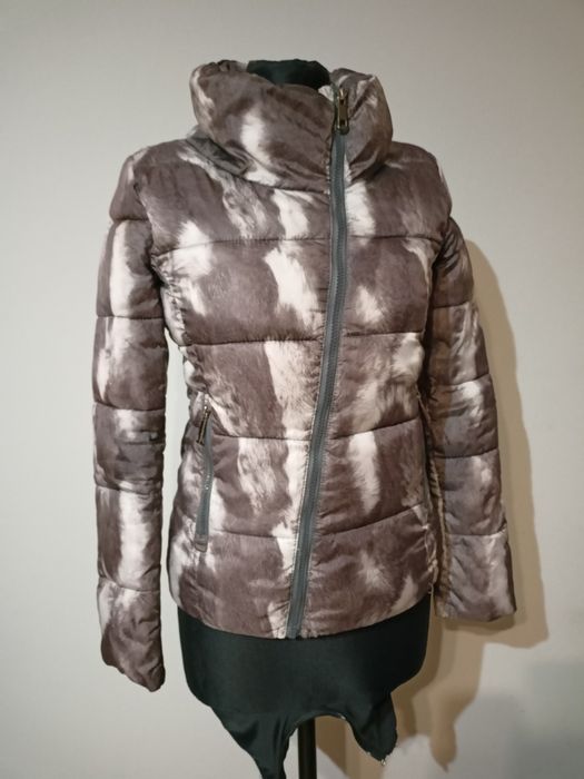 Lekka, pikowana kurtka damska, ramoneska, dopasowana, rozmiar S,