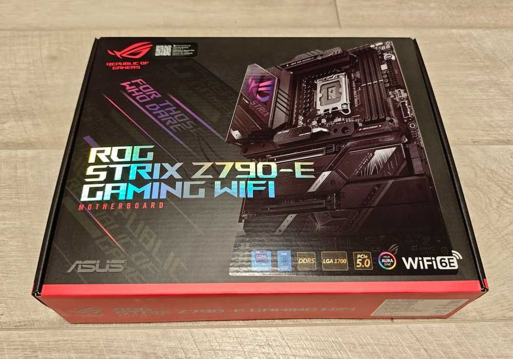 i9-13900KF Asus ROG STRIX Z790-E WIFI 32GB DDR5-6000 FURY Beast RGB