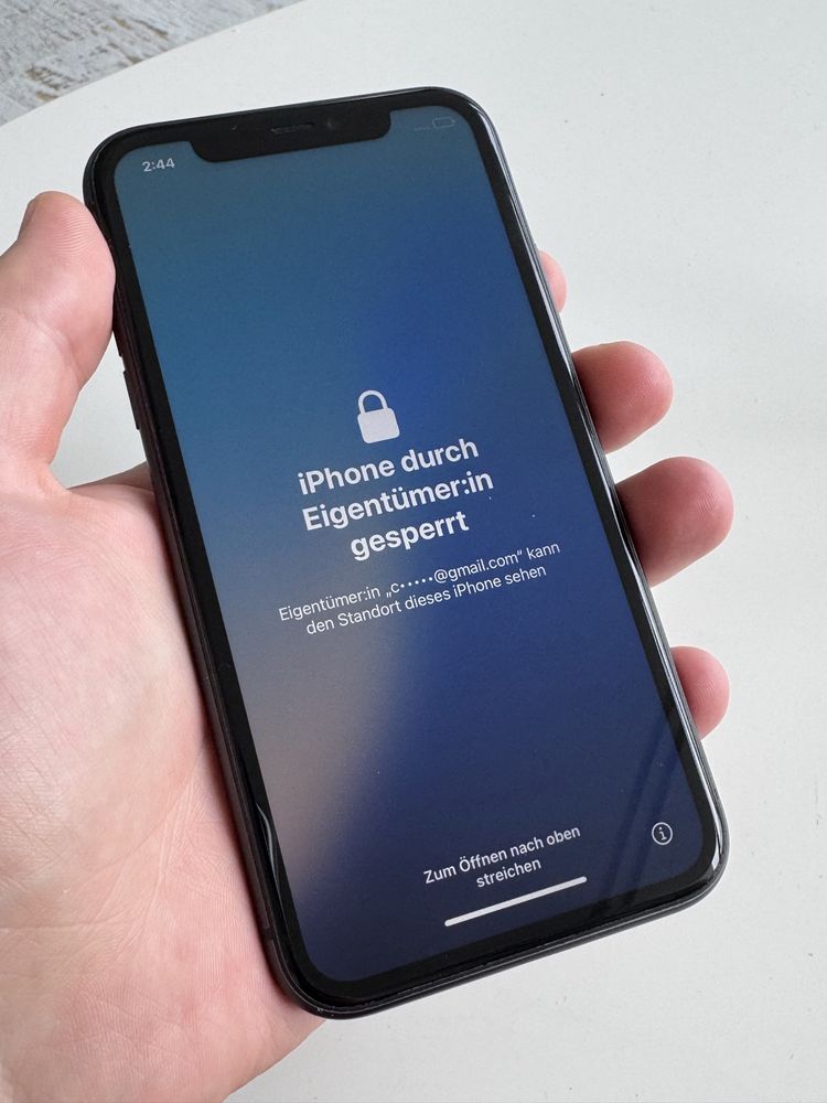 iPhone 11 64Gb Black iCloud lock