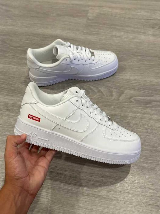 Buty meskie Mokasyny Nike_Air_Force_1_LowSupreme_White r.36