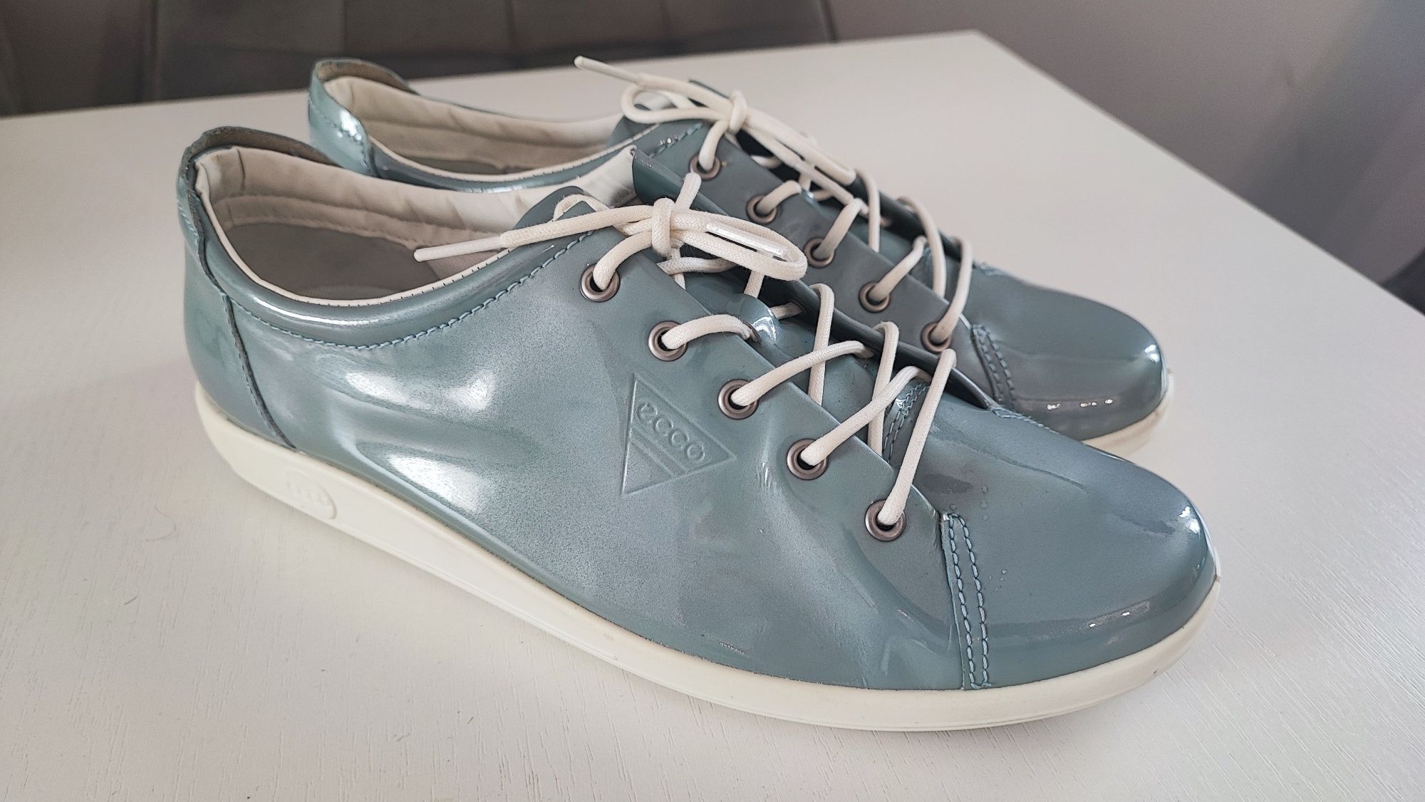 Buty sneakersy damskie Ecco soft 2.0 rozmiar 42