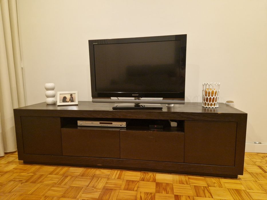 Movel Tv, em wengue madeira maciça 180x050