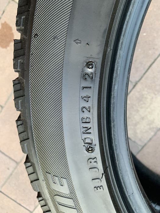 Зимові шини(резина) 225/50 R17 “Bridgestone” Blizzak - 2шт.