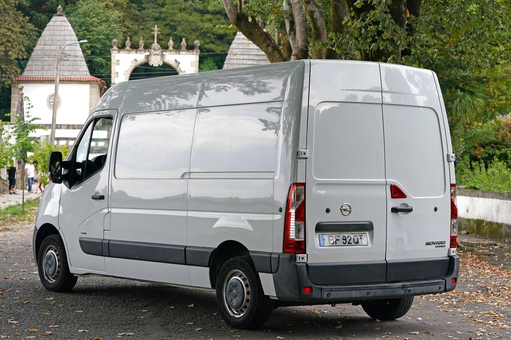 Opel Movano 2.3 L2H2 136 CV – 2016 – 191.548 km – Excelente Estado