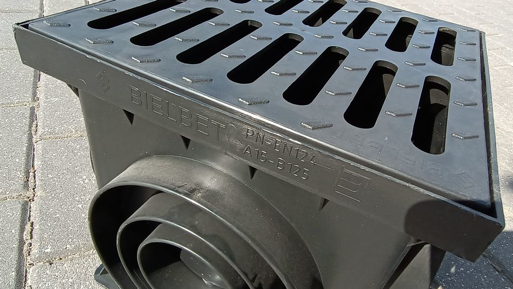 NOWA Studzienka podwórzowa BIELBET odwodnienie punktowe 250x250 A15 B1