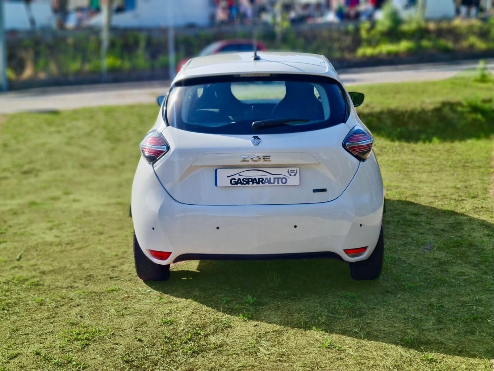 Renault Zoe Life 50 KWH c/ bateria própria IVA DEDUTÍVEL