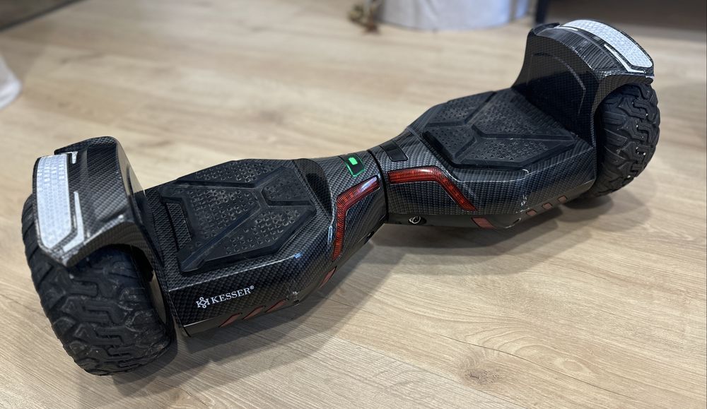 Hoverboard 8,5" 800W z Bluetooth, LED, trybem dla dzieci