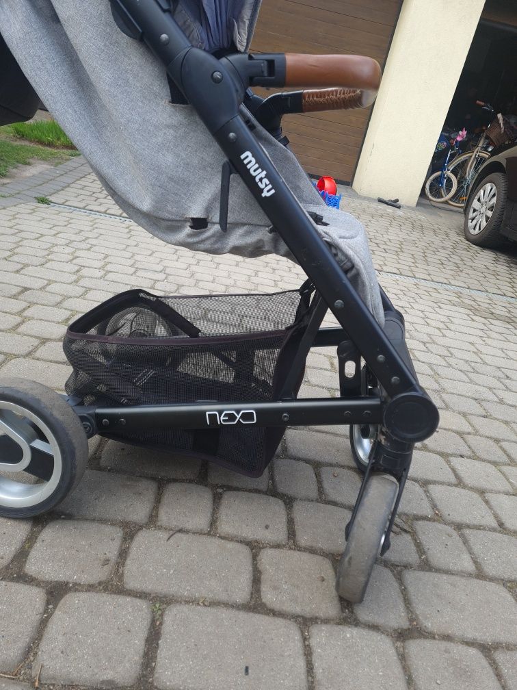 Wózek spacerowy Mutsy nexo jasnoszary