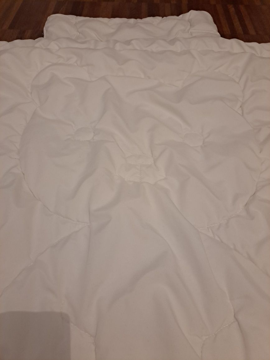 Kołdra + poduszka komplet do łóżeczka 100 x 135 cm