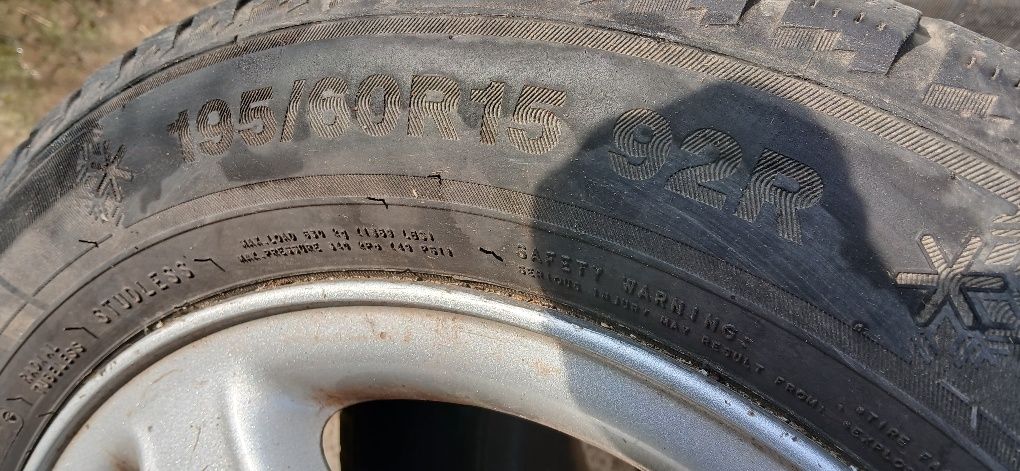 Sprzedam całe kola z alufelgami