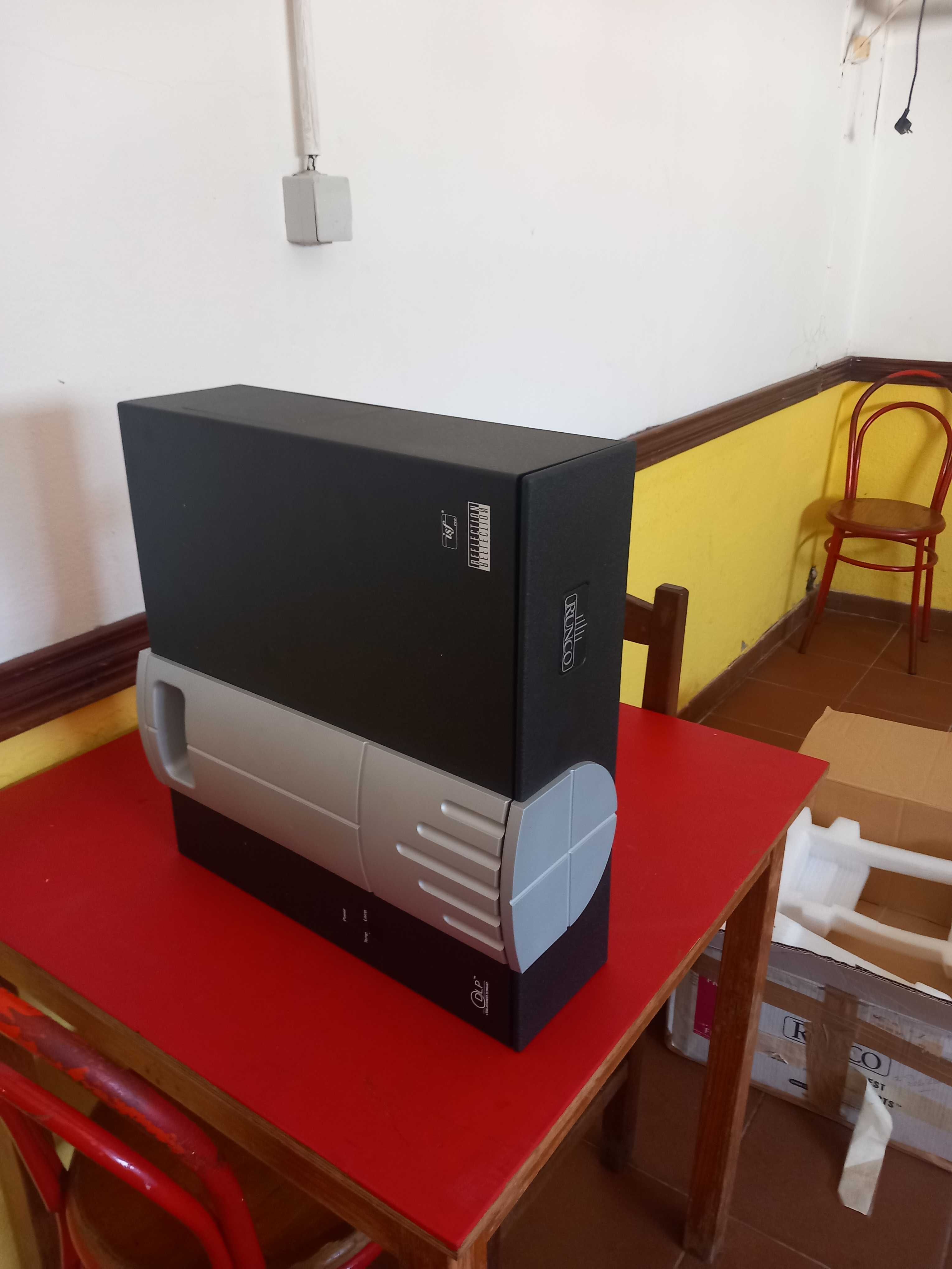 Projetor video runco cl-610