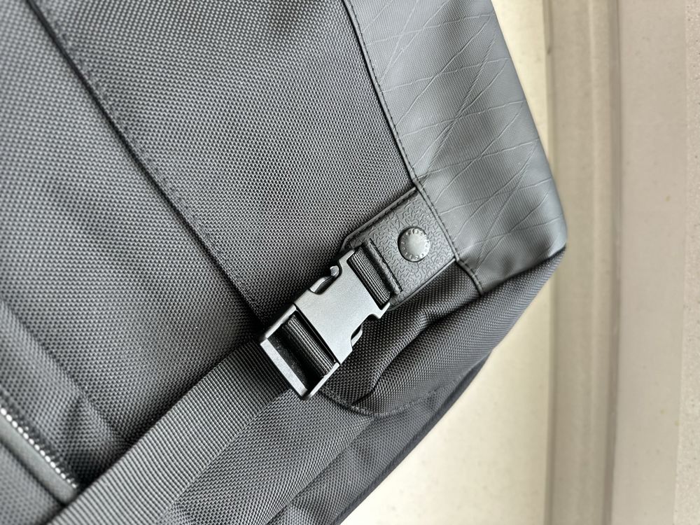 Рюкзак з відділенням для ноутбука 15,6” та відділенням для ipad