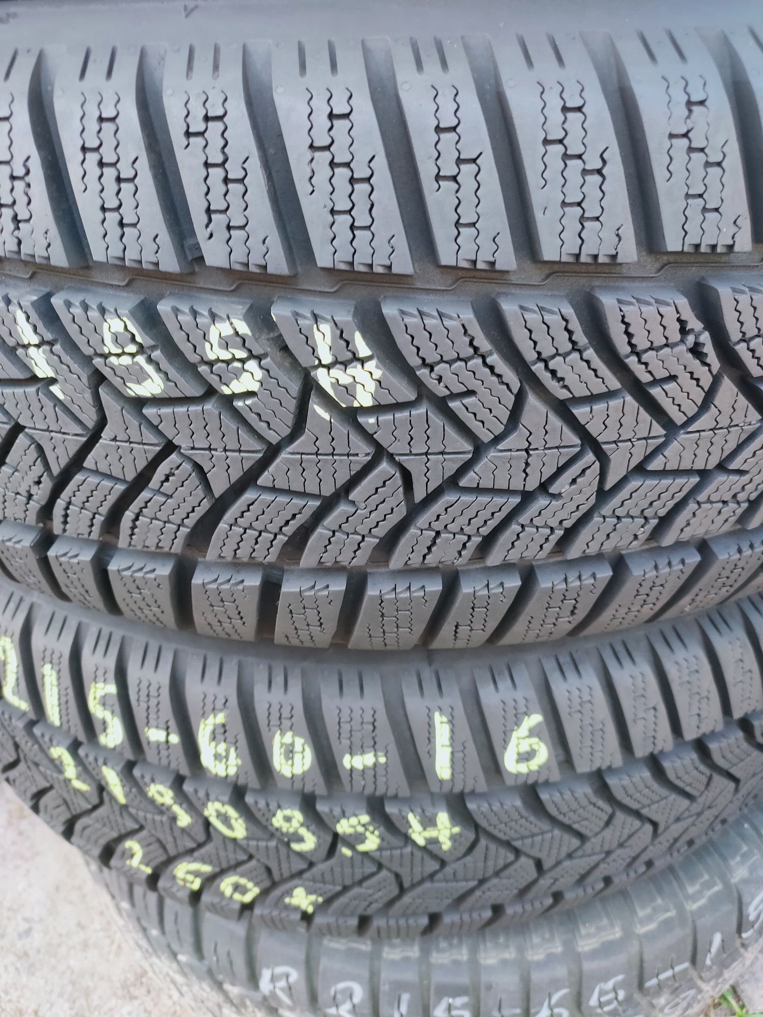 215/60R16 Dunlop Winter Sport 5 2020r 8,5-9mm