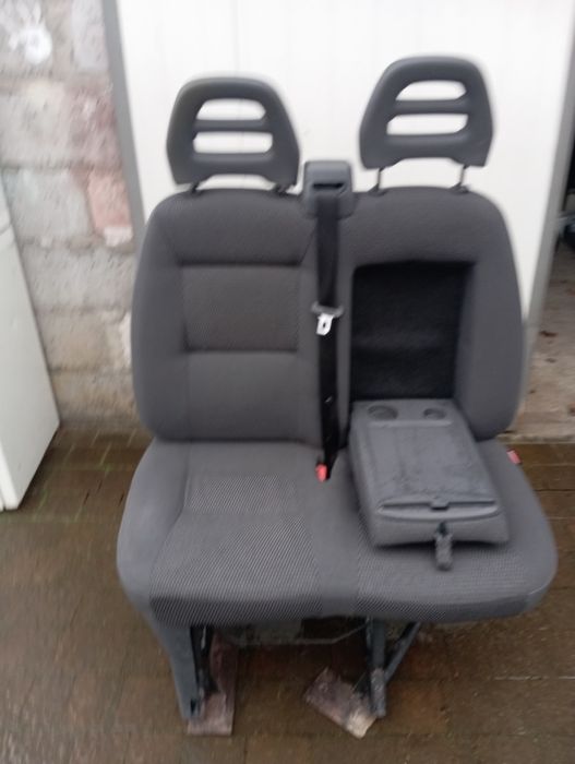 Sprzedam fotel dwuosobowy Iveco Renault Master Fiat Opel