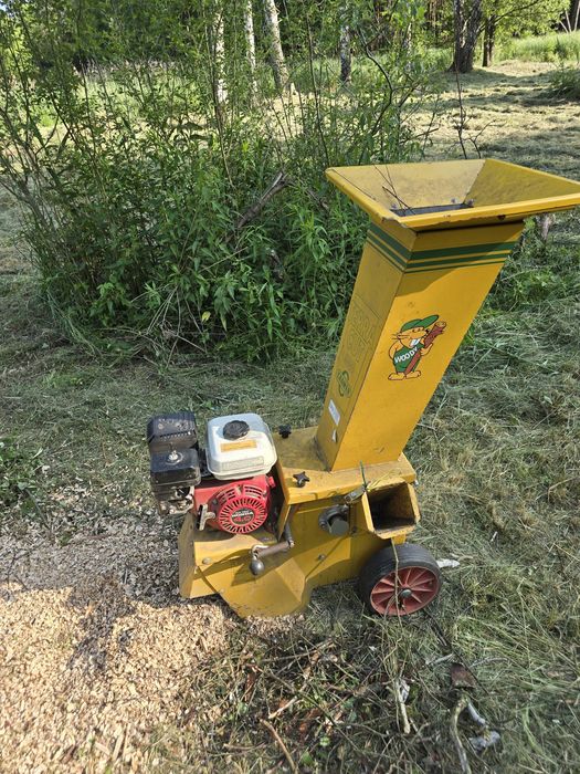 Rębak do gałęzi Terra cut 3000 cramer Honda spalinowy mocny