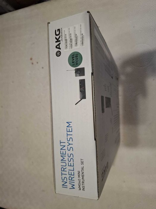 AKG WMS 40 Mini Instrument Set + MICRO AKG CK 97 L B-Stock (COMO NOVO)