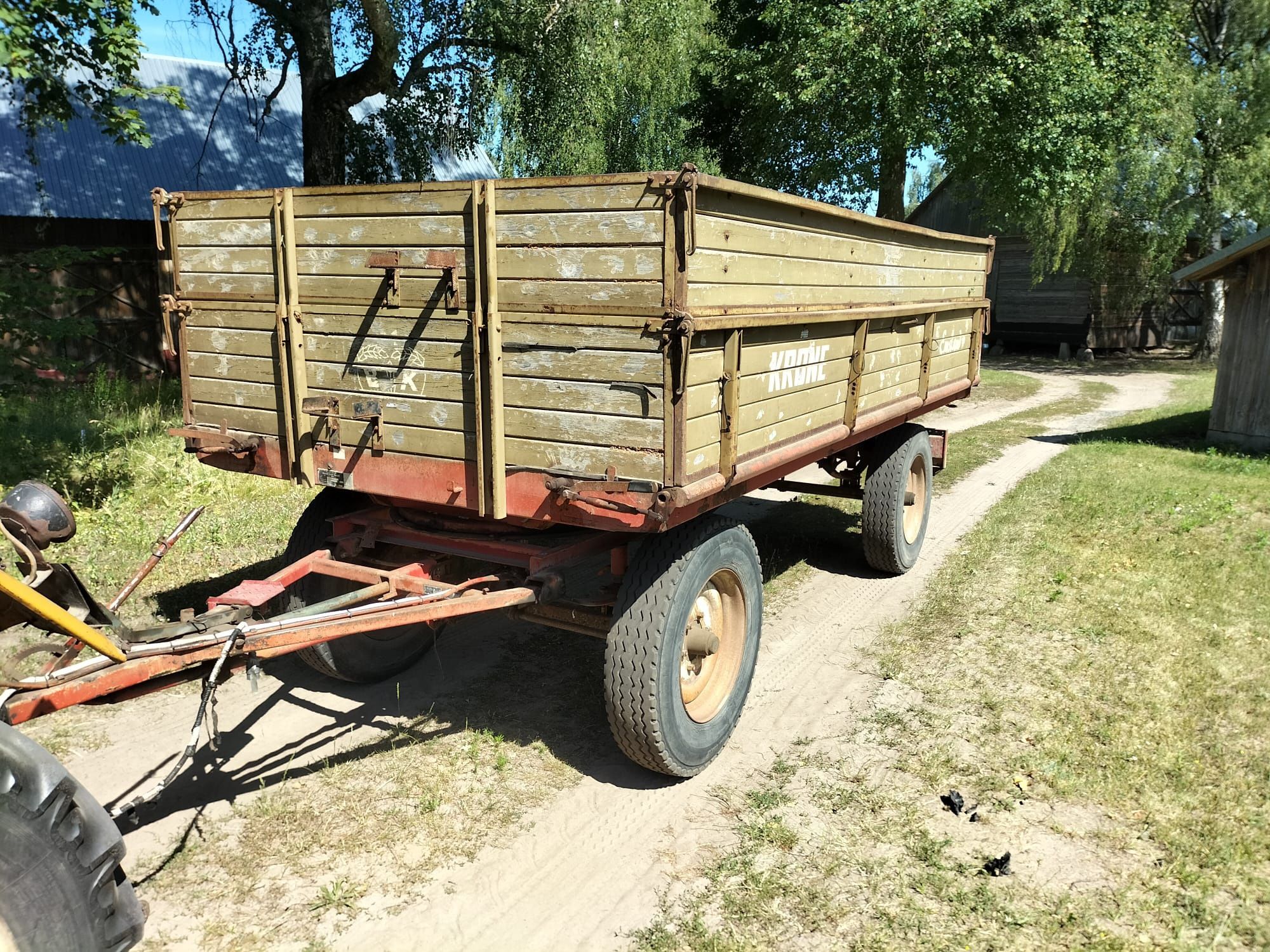 Przyczepa Krone Emsland 8T całkowitej