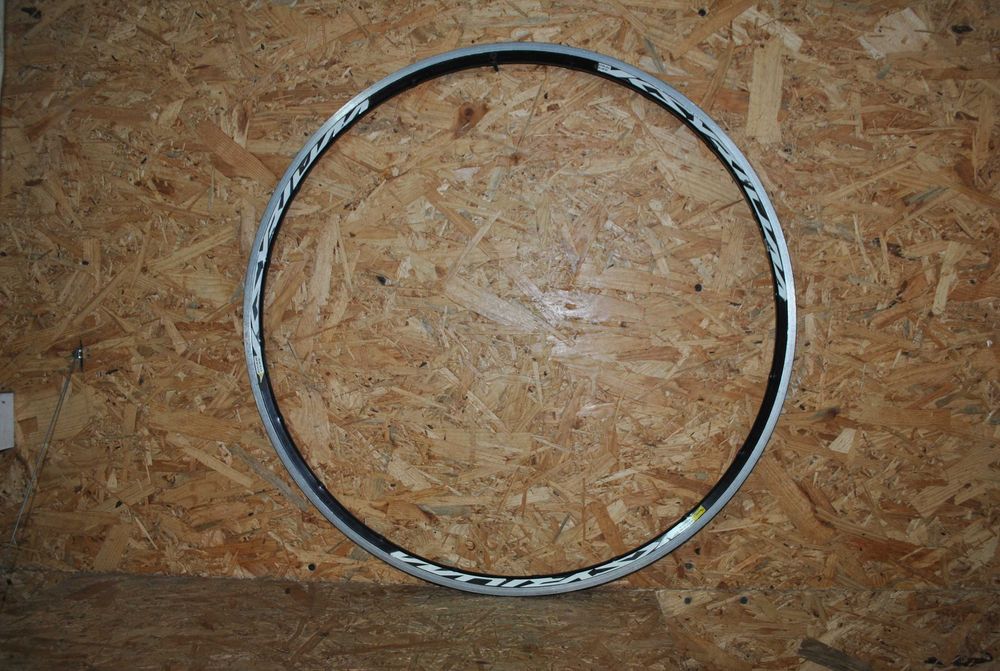 Obrecz szosowa Mavic Ksyrium Equipe 20H czarna alu