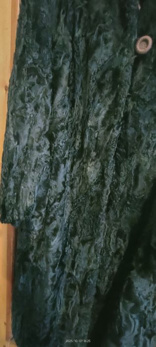 Futro z karakuł 50 L/XL