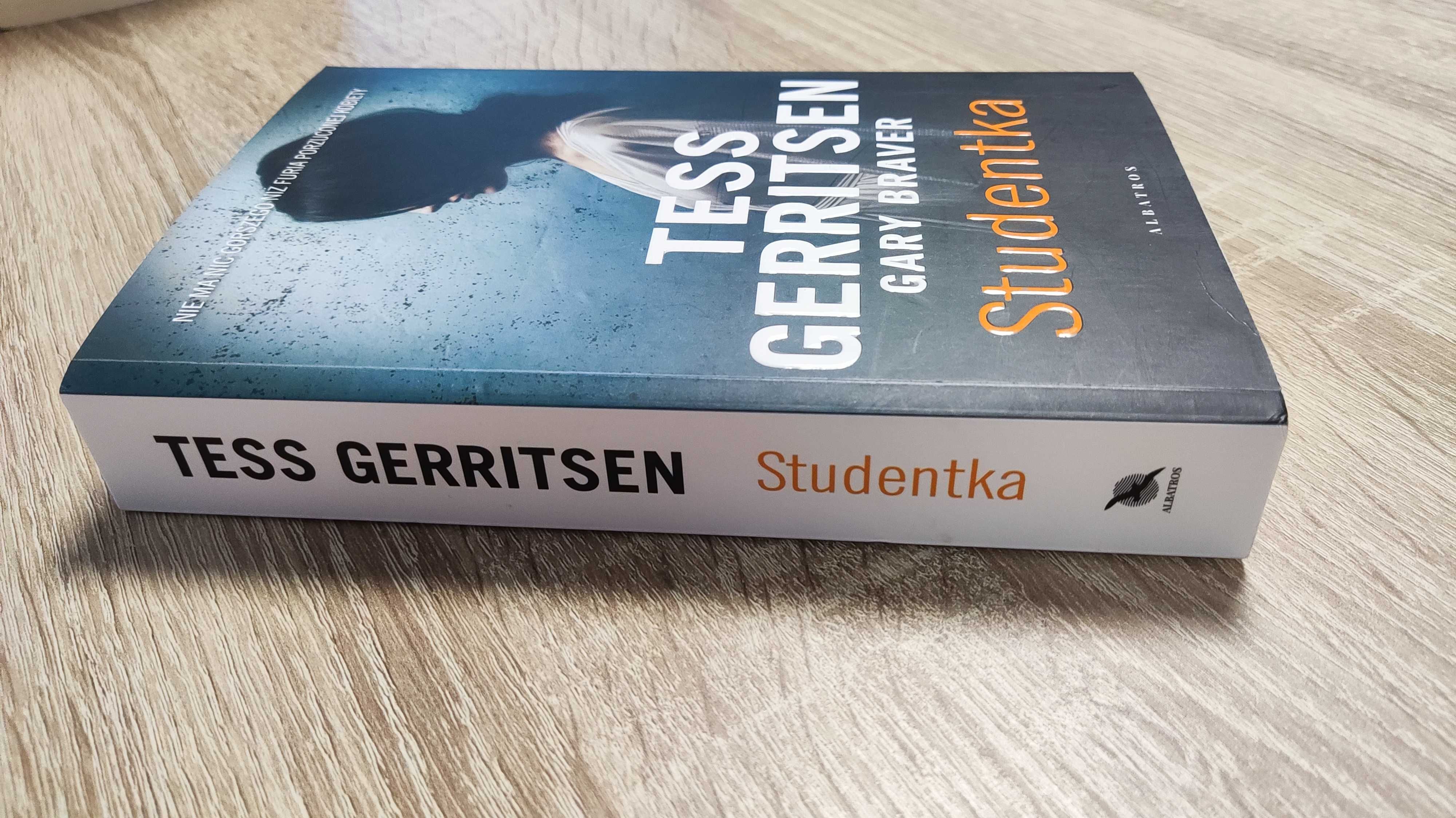 Tess Gerritsen „Studentka”