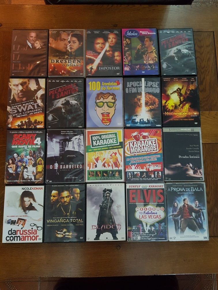 Para venda pack com 89 DVDs originais