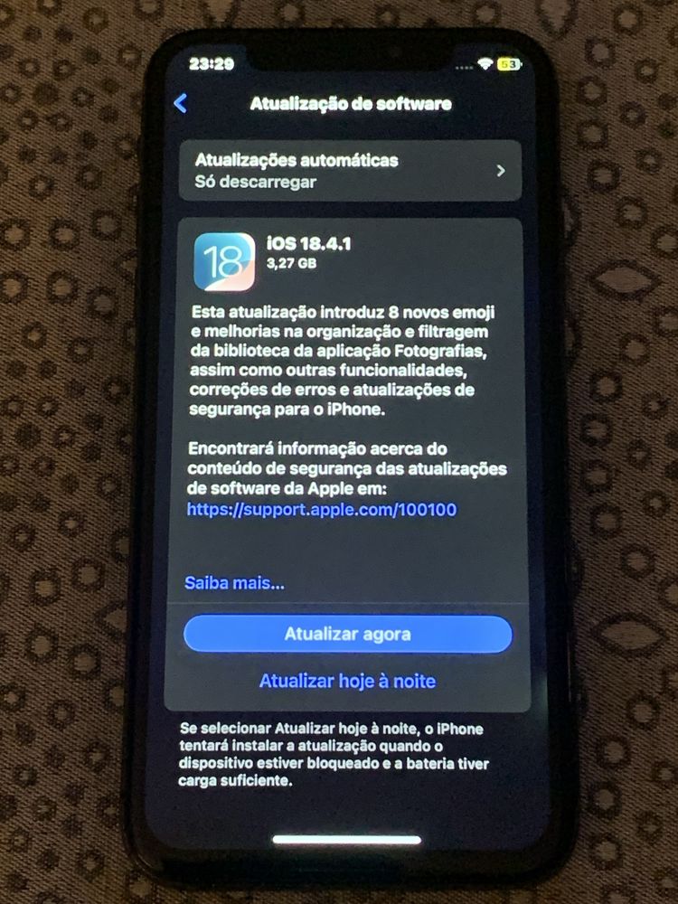 Iphone XS black Zoom x10