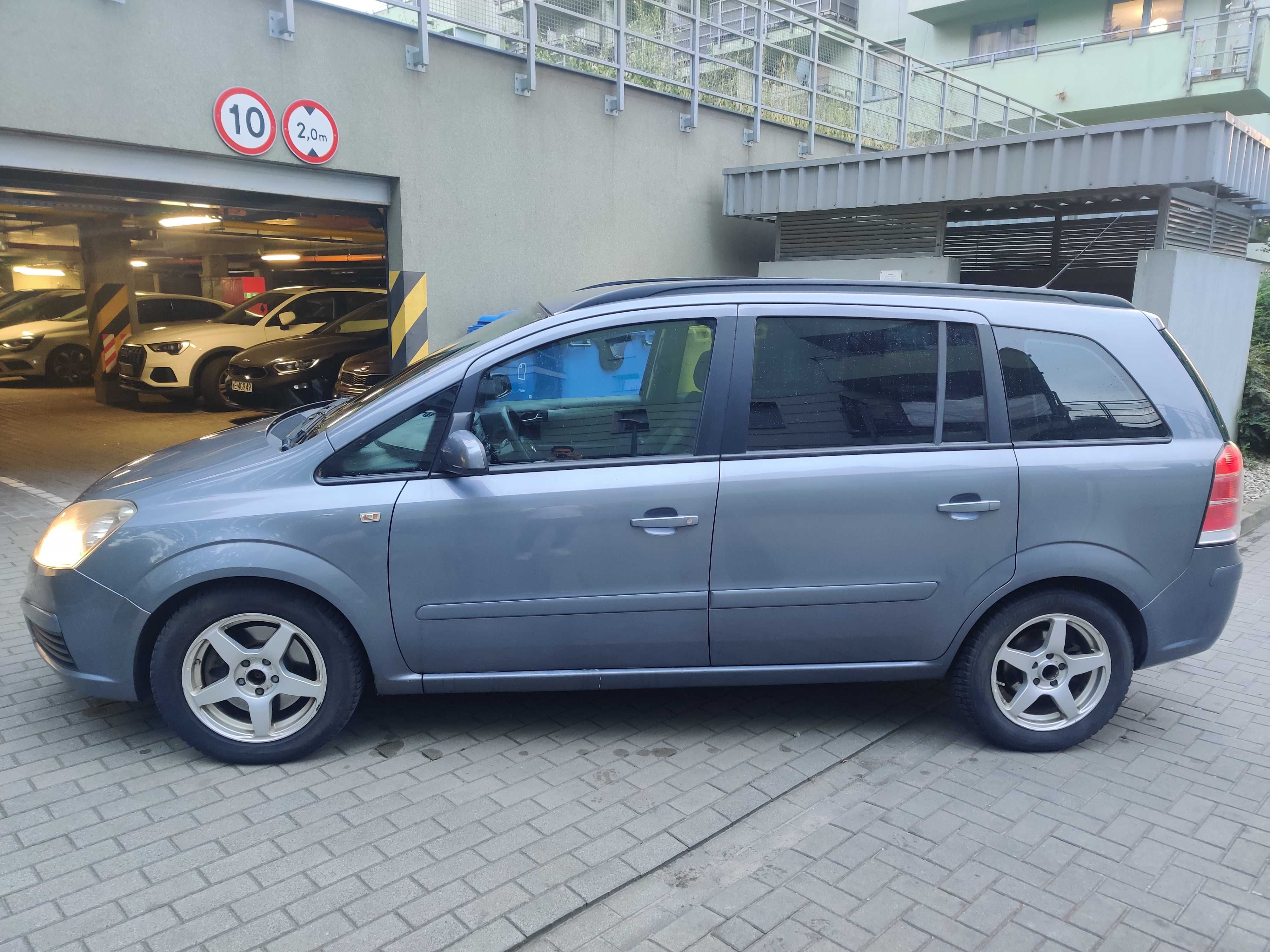Opel Zafira 1.9 CDTI 120KM | Rok 2006