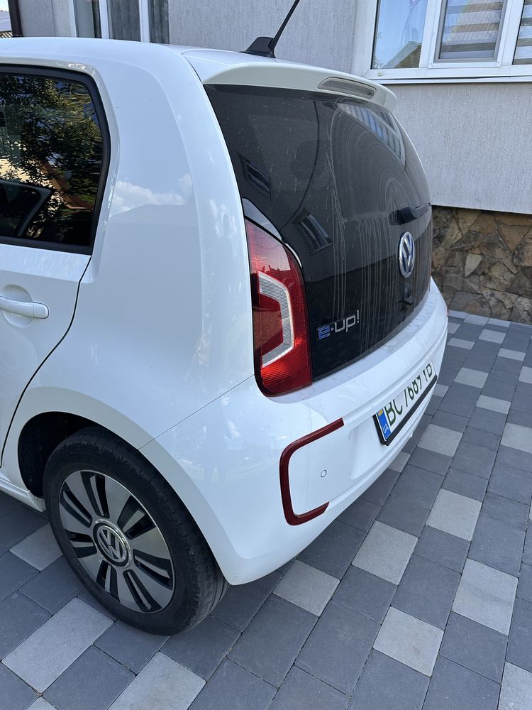 Volkswagen e-up
