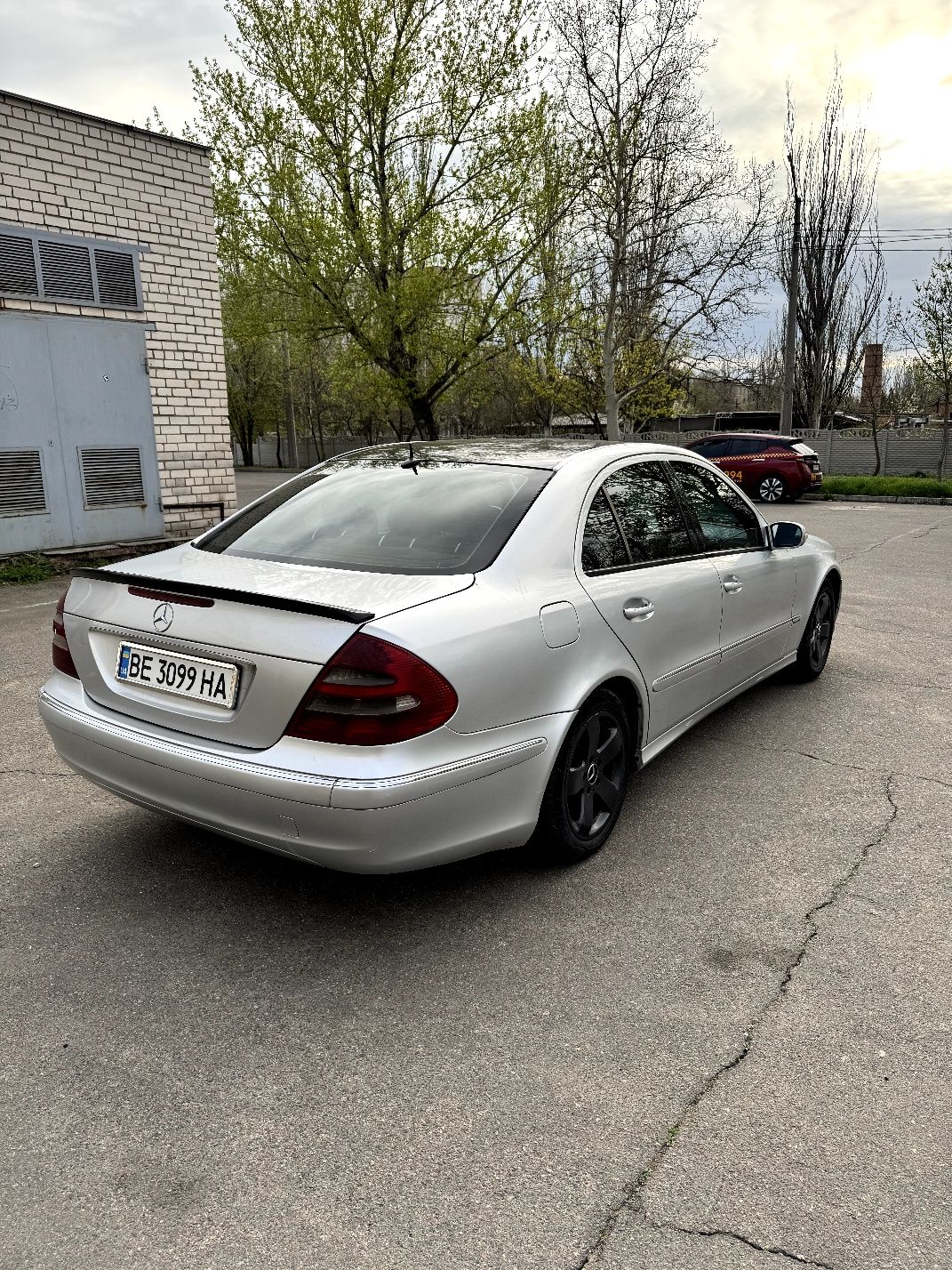 Mercedes-Benz w211 2.7disel
