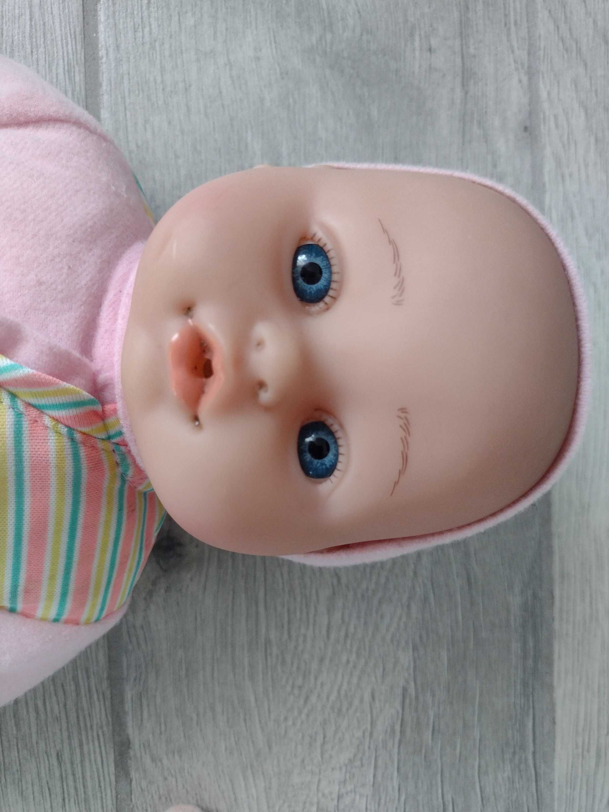 Lalka bobas dwie lalki i czapeczka na Mikołaja
